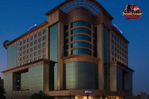 Escorts Service near Radisson Blu Kaushambi Hotel