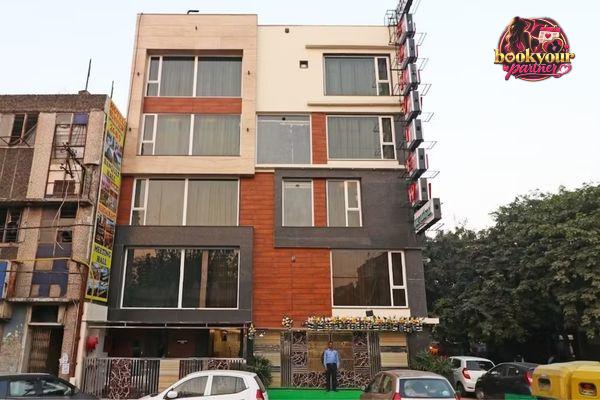 Escorts Service near Sun View International Hotel