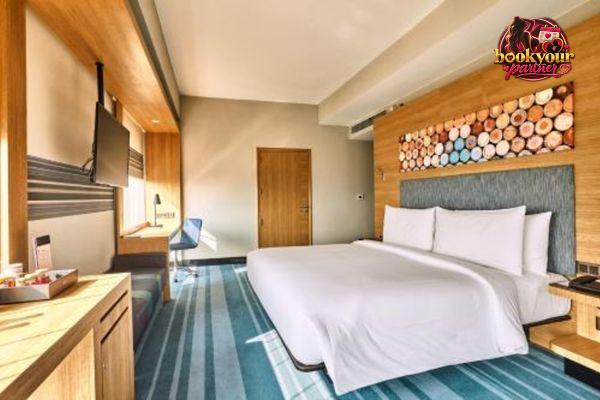 Escorts Service Near Hotel Aloft Aerocity