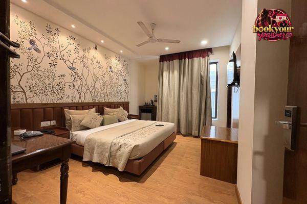 Escorts Service Near Hotel Amara