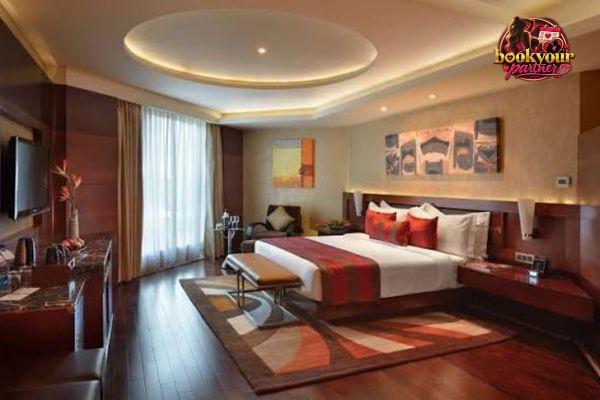 Escorts Service Near Hotel Radisson Blu Kaushambi